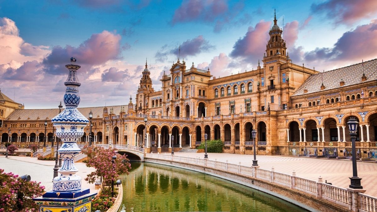 Administrative Silence for Spain’s Digital Nomad Visa